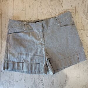 Express Editor black and white striped shorts Size 4